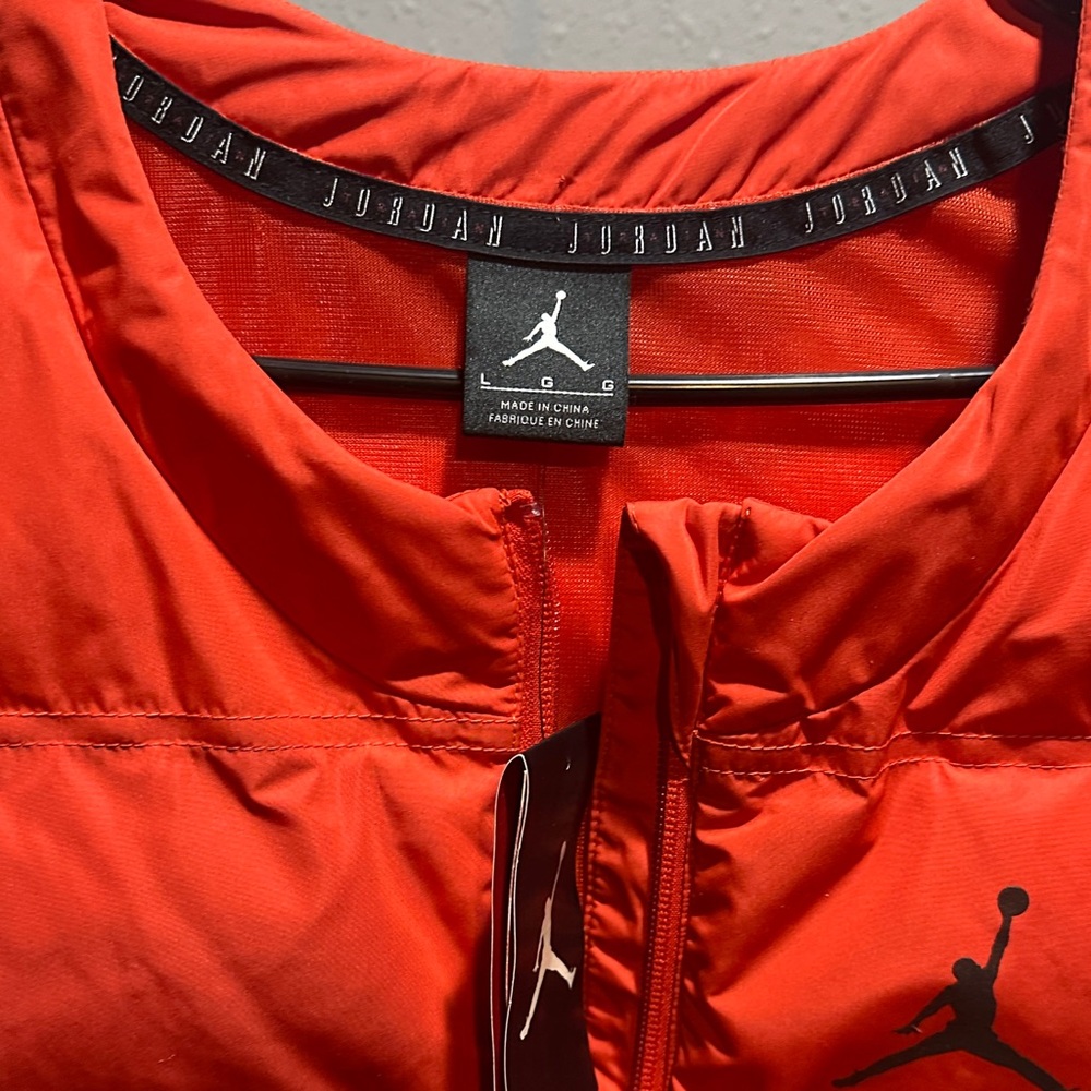 Jordan Red Quilted Puffer Vest with Jumpman Emblem - Picture 5 of 6